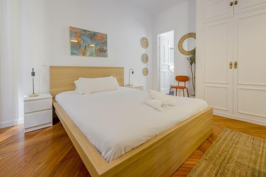 Petite E Chic Loft Para 3 En El Corazon De มาดริด ภายนอก รูปภาพ